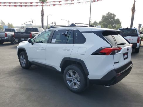 New 2025 Toyota RAV4 XLE image 5