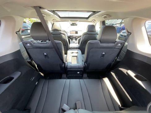Certified 2023 Acura MDX SH-AWD w/ Technology Package image 27