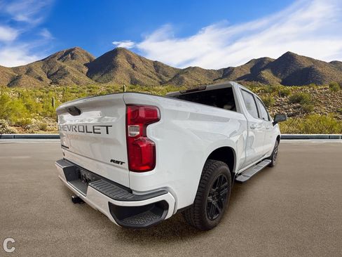 Used 2021 Chevrolet Silverado 1500 RST AWD/4WD image 4