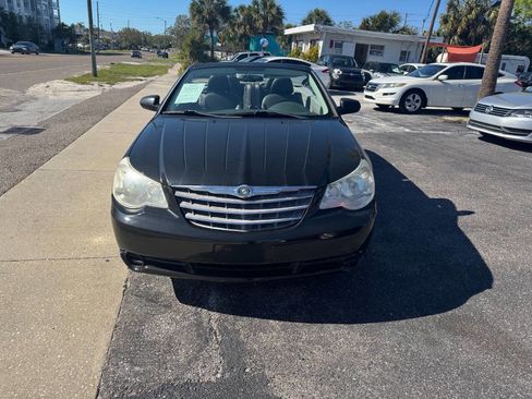Used 2008 Chrysler Sebring LX image 3