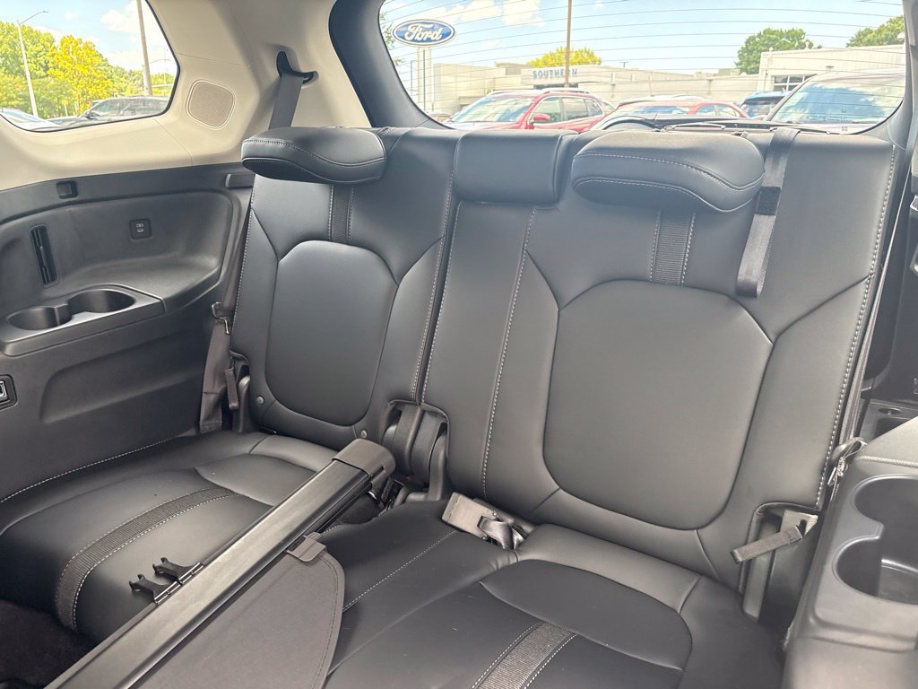 Used 2025 Honda Pilot Touring image 26