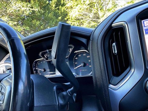 Used 2020 GMC Sierra 1500 SLT w/ SLT Premium Plus Package AWD/4WD image 30