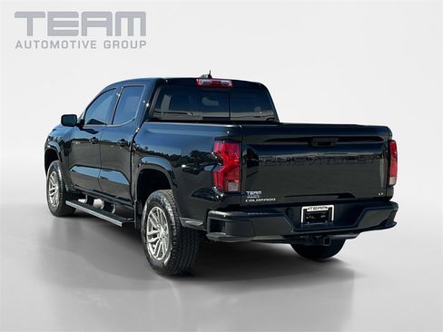 Used 2024 Chevrolet Colorado LT w/ LT Convenience Package II image 5
