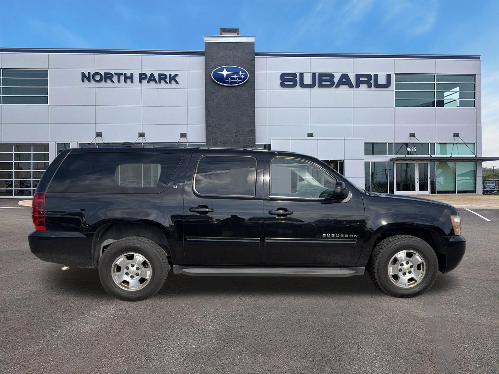 Used 2010 Chevrolet Suburban LT AWD/4WD image 2