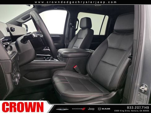 Used 2026 Chevrolet Suburban RST AWD/4WD image 25