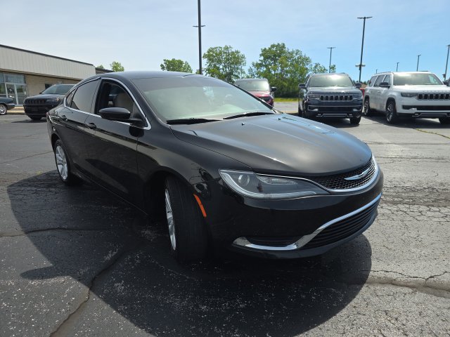 Used 2016 Chrysler 200 Limited FWD image 8
