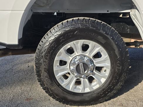 Used 2022 Ford F250 XLT w/ XLT Value Package image 26