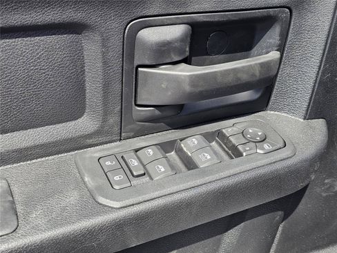 New 2026 RAM 2500 Tradesman AWD/4WD image 17