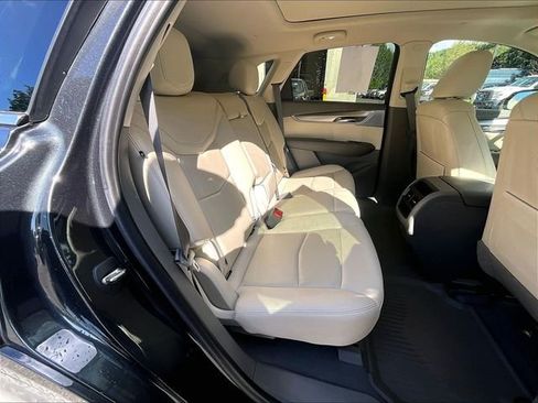 Used 2021 Cadillac XT5 Premium Luxury AWD/4WD image 23
