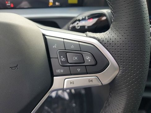 New 2026 Volkswagen Tiguan SE R-Line FWD image 22