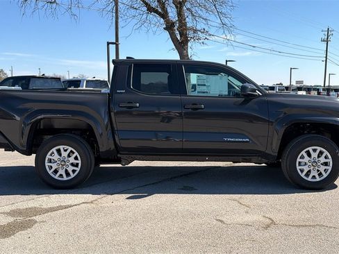 New 2026 Toyota Tacoma SR5 image 9