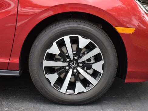 New 2026 Honda Odyssey EX-L image 10