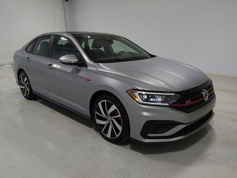 Used 2021 Volkswagen Jetta GLI Autobahn image 13