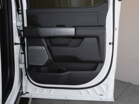 New 2025 Ford F150 Lariat w/ Equipment Group 502A High image 47