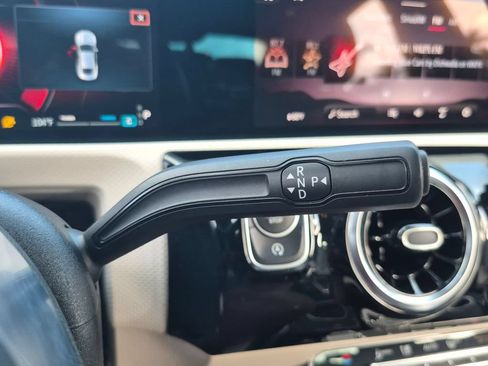 Used 2025 Mercedes-Benz CLA 250 image 17