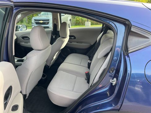 Used 2016 Honda HR-V LX image 6