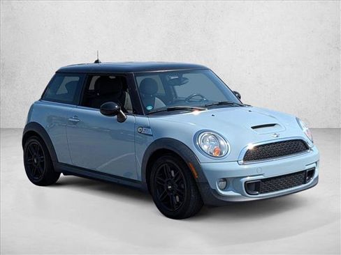 Used 2013 MINI Cooper S FWD image 3