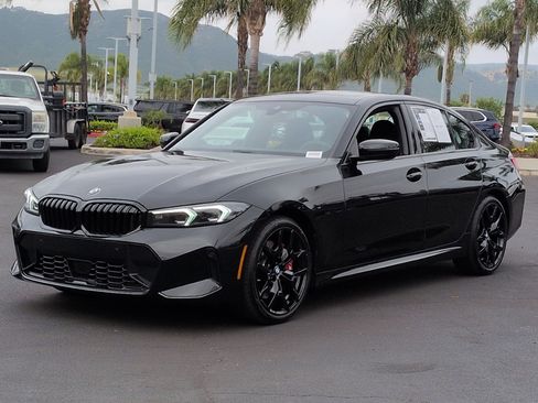 Used 2026 BMW 330i Sedan w/ M Sport Package image 5