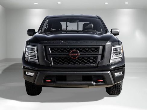 Used 2023 Nissan Titan PRO-4X w/ Off Road Protection Package image 4