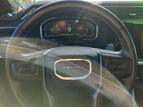 Used 2022 GMC Sierra 1500 Denali Ultimate image 9