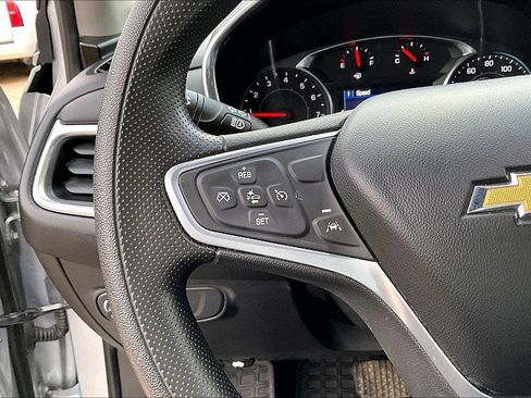 Used 2022 Chevrolet Equinox LT image 11