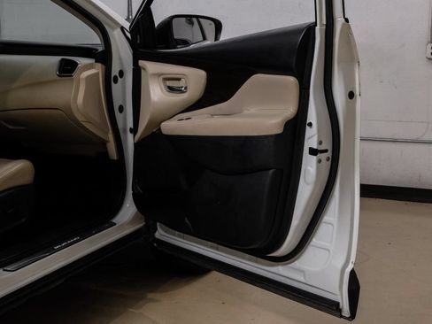 Used 2021 Nissan Murano Platinum w/ Cargo Package FWD image 54