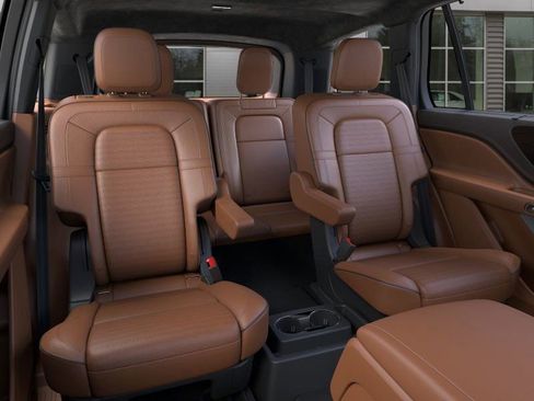 New 2026 Lincoln Aviator Black Label image 11