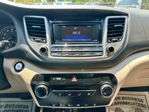 Used 2016 Hyundai Tucson Sport FWD image 23