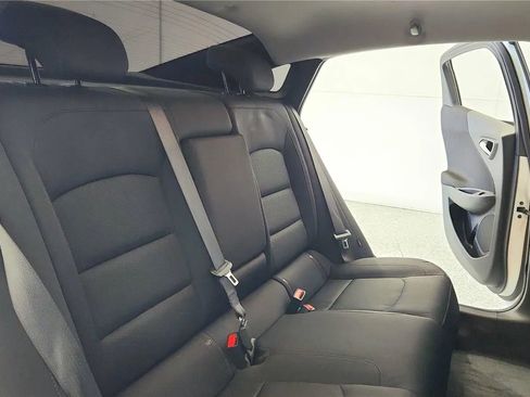 Used 2024 Chevrolet Malibu LT image 36