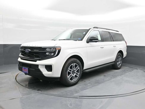 New 2026 Ford Expedition Max Active image 1