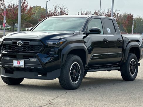 New 2025 Toyota Tacoma TRD Off-Road image 7