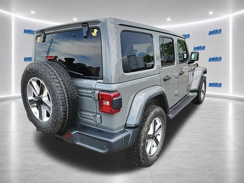 Used 2019 Jeep Wrangler Unlimited Sahara AWD/4WD image 5