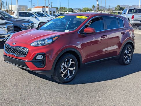 Used 2022 Kia Sportage LX AWD/4WD image 5