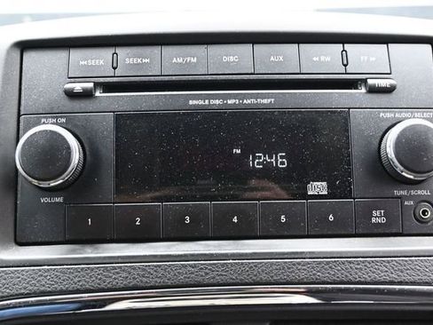 Used 2014 Dodge Grand Caravan SXT FWD image 33