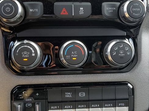 New 2026 RAM 5500 Tradesman w/ Chrome Appearance Group AWD/4WD image 29