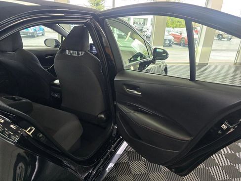 Certified 2023 Toyota Corolla SE w/ SE Package image 39