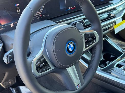 Used 2026 BMW X5 xDrive50e w/ Executive Package AWD/4WD image 14