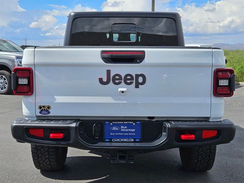 Used 2024 Jeep Gladiator Rubicon image 6
