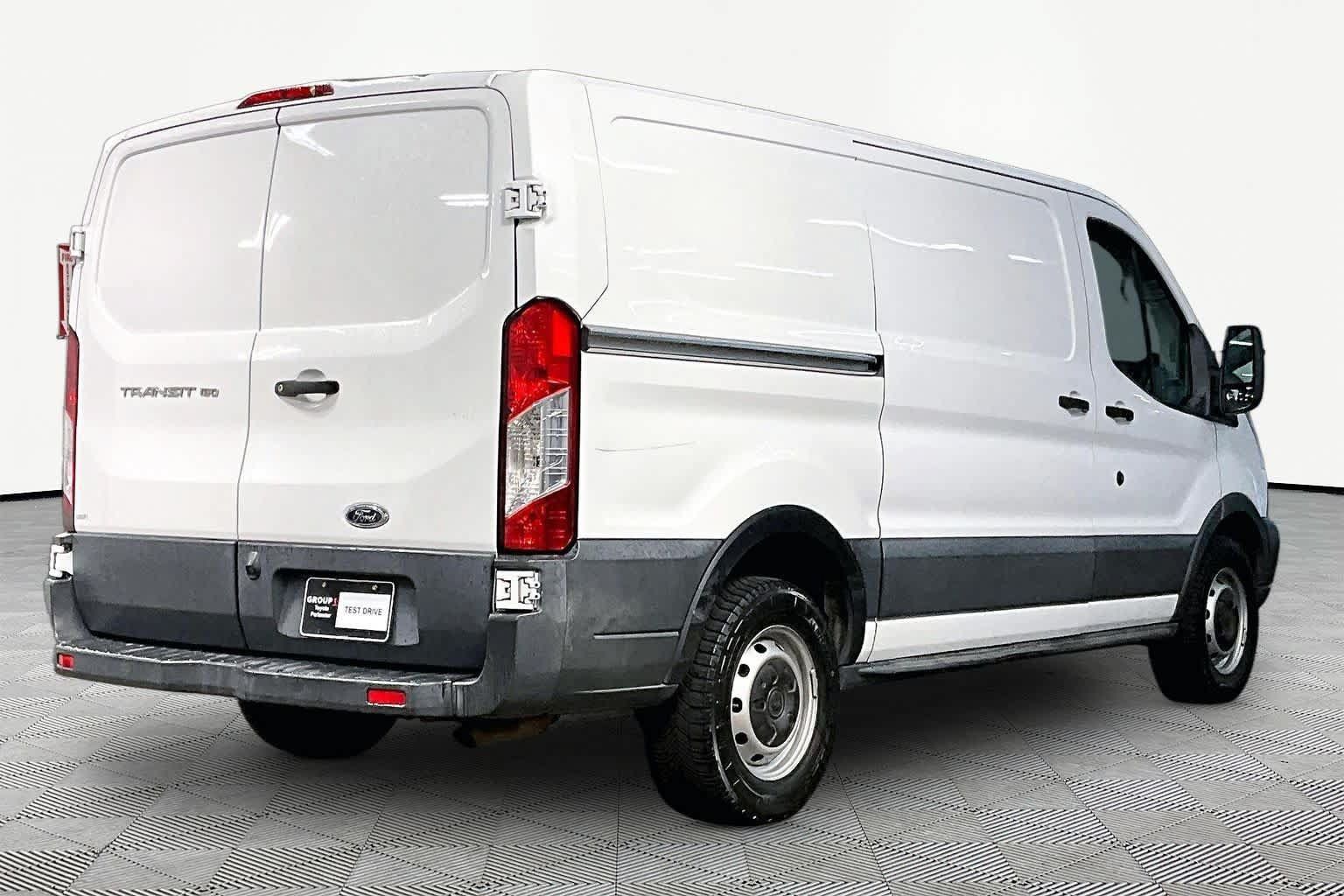 Used 2018 Ford Transit 150 130 Low Roof RWD image 13