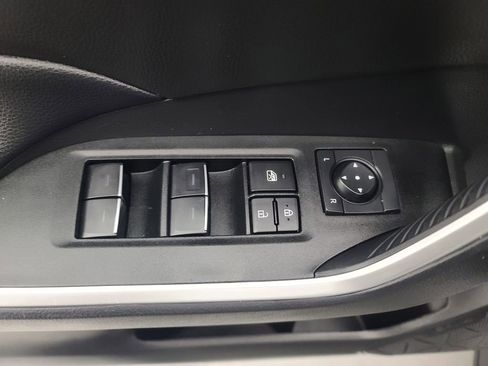 Used 2025 Toyota RAV4 XLE image 24