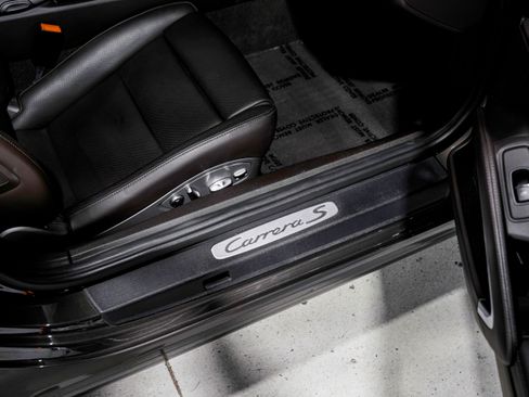 Used 2014 Porsche 911 Carrera S image 27