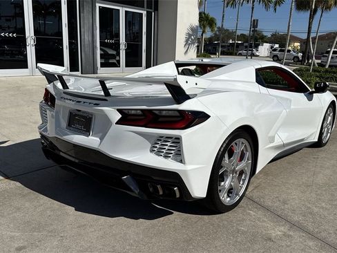 Used 2023 Chevrolet Corvette Stingray Premium Conv w/ 3LT image 4