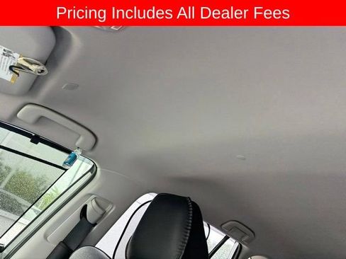 Used 2023 Toyota RAV4 LE AWD/4WD image 9