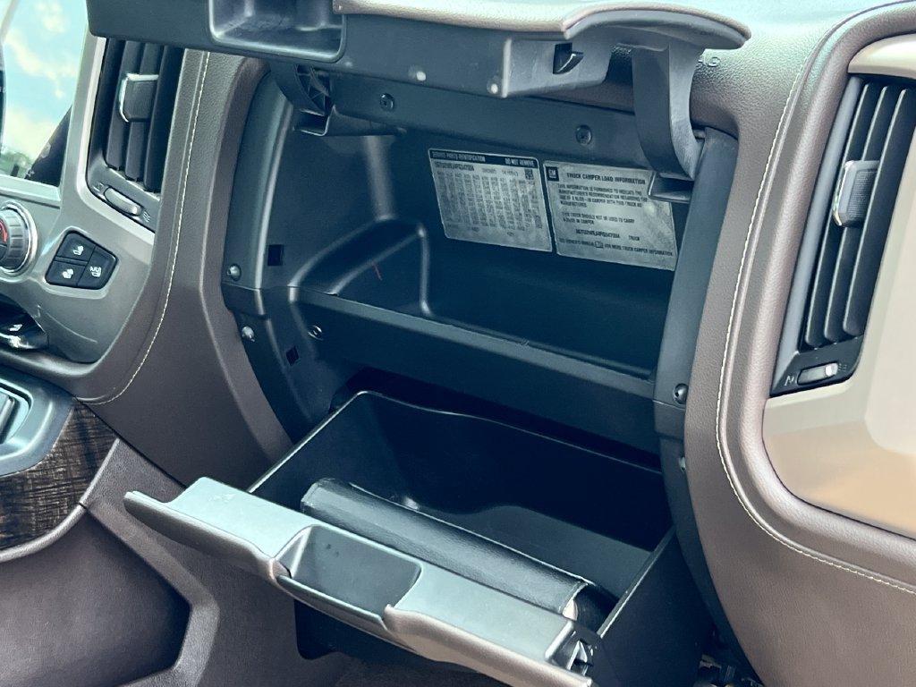 Used 2015 GMC Sierra 1500 Denali AWD/4WD image 25
