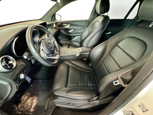 Used 2022 Mercedes-Benz GLC 300 4MATIC image 19