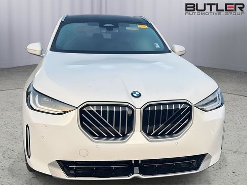 Used 2025 BMW X3 xDrive30i w/ Premium Package image 4