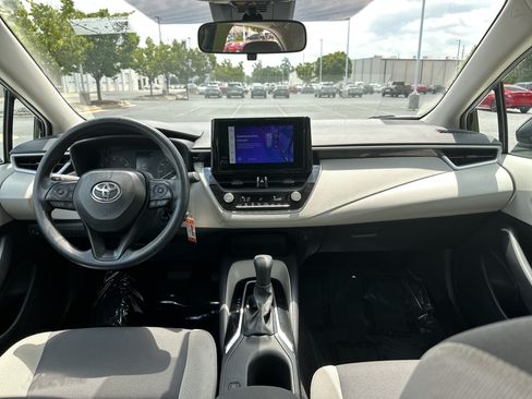 Certified 2025 Toyota Corolla LE FWD image 29