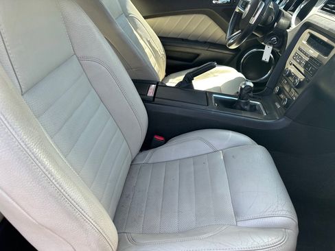 Used 2012 Ford Mustang Premium RWD image 10
