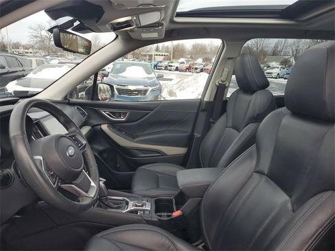 Certified 2023 Subaru Forester Limited image 18