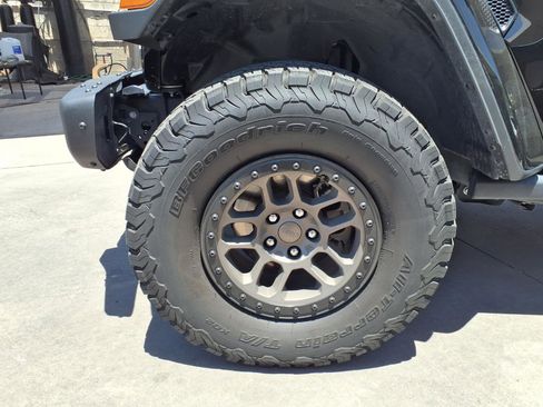 Used 2022 Jeep Wrangler Unlimited Rubicon w/ Xtreme Recon 35" Tire Package AWD/4WD image 9